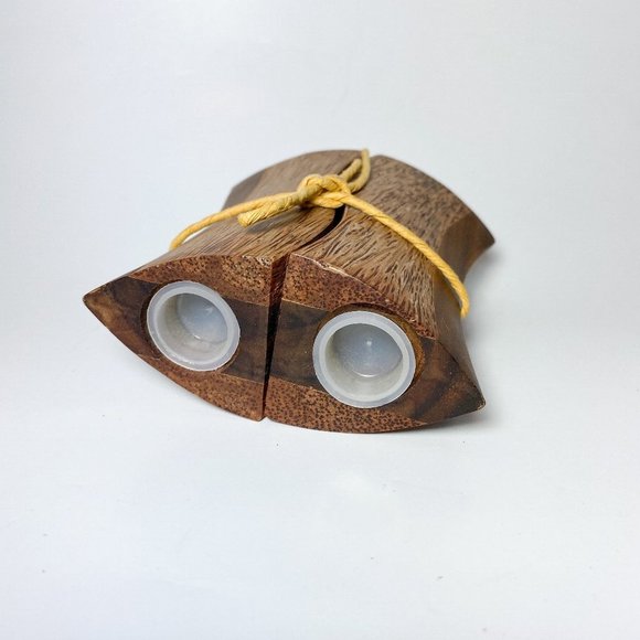 NEW Modern Wood Salt and Pepper Shakers * Stocking Stuffers* - Picture 4 of 4